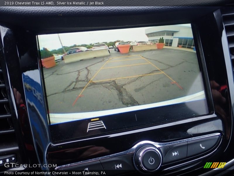 Silver Ice Metallic / Jet Black 2019 Chevrolet Trax LS AWD
