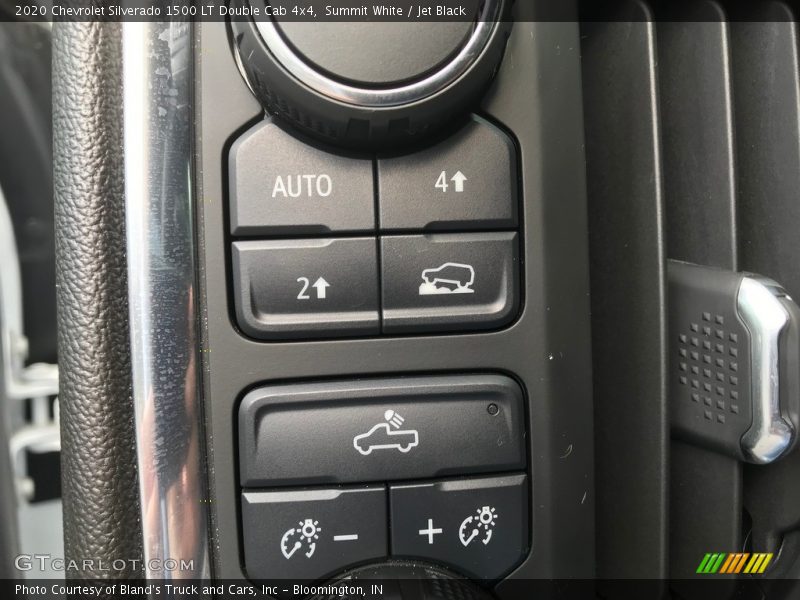 Summit White / Jet Black 2020 Chevrolet Silverado 1500 LT Double Cab 4x4