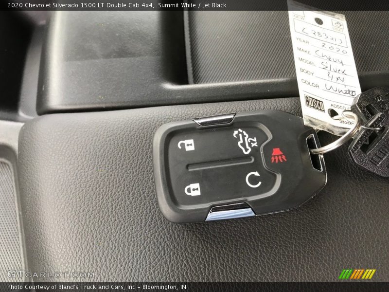 Summit White / Jet Black 2020 Chevrolet Silverado 1500 LT Double Cab 4x4
