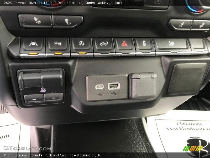 Summit White / Jet Black 2020 Chevrolet Silverado 1500 LT Double Cab 4x4
