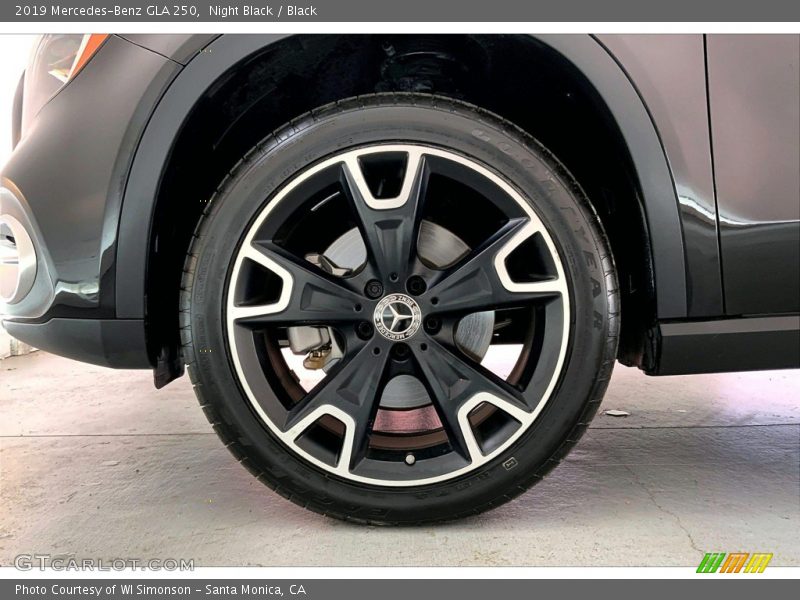 Night Black / Black 2019 Mercedes-Benz GLA 250