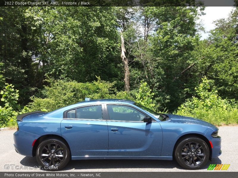 Frostbite / Black 2022 Dodge Charger SXT AWD