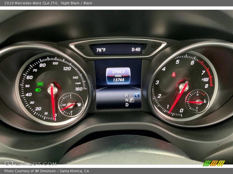 Night Black / Black 2019 Mercedes-Benz GLA 250