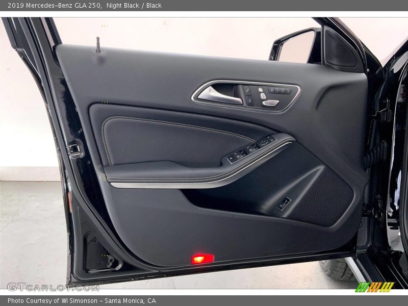 Night Black / Black 2019 Mercedes-Benz GLA 250