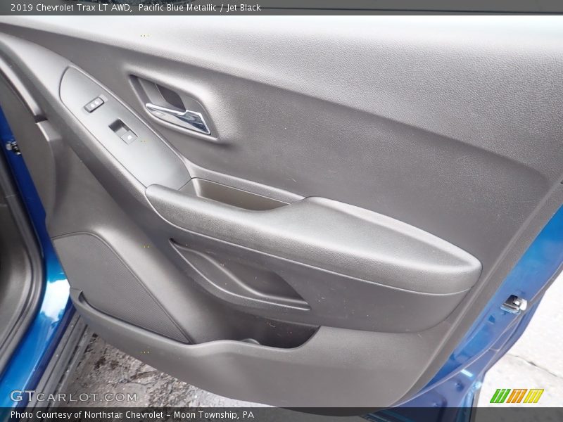 Pacific Blue Metallic / Jet Black 2019 Chevrolet Trax LT AWD
