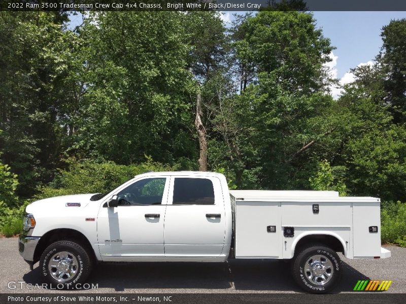 Bright White / Black/Diesel Gray 2022 Ram 3500 Tradesman Crew Cab 4x4 Chassis