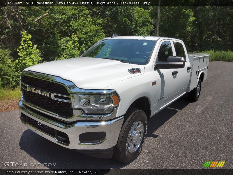 Bright White / Black/Diesel Gray 2022 Ram 3500 Tradesman Crew Cab 4x4 Chassis