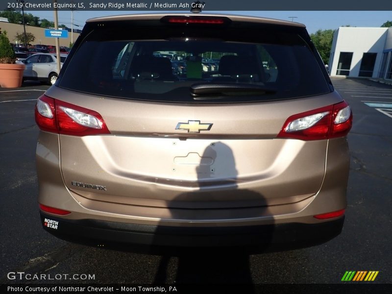 Sandy Ridge Metallic / Medium Ash Gray 2019 Chevrolet Equinox LS