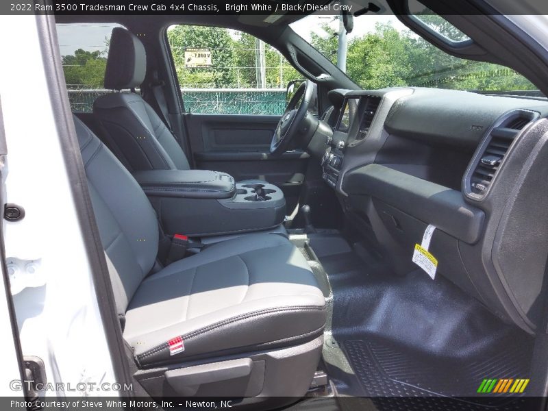 Bright White / Black/Diesel Gray 2022 Ram 3500 Tradesman Crew Cab 4x4 Chassis