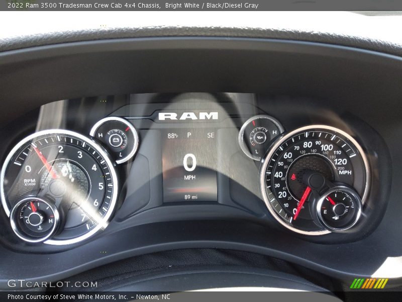 Bright White / Black/Diesel Gray 2022 Ram 3500 Tradesman Crew Cab 4x4 Chassis