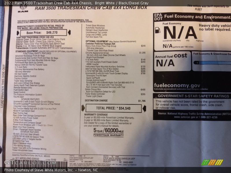 Bright White / Black/Diesel Gray 2022 Ram 3500 Tradesman Crew Cab 4x4 Chassis