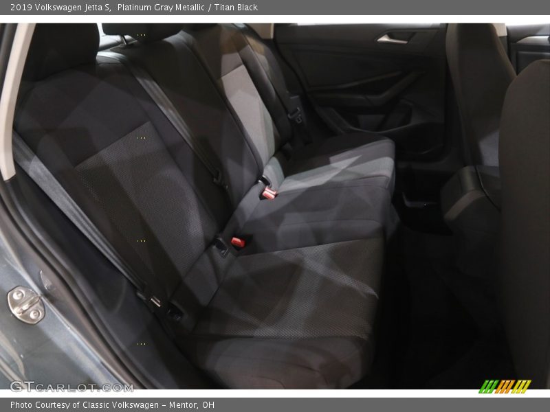Platinum Gray Metallic / Titan Black 2019 Volkswagen Jetta S