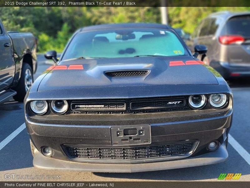 Phantom Black Tri-Coat Pearl / Black 2015 Dodge Challenger SRT 392