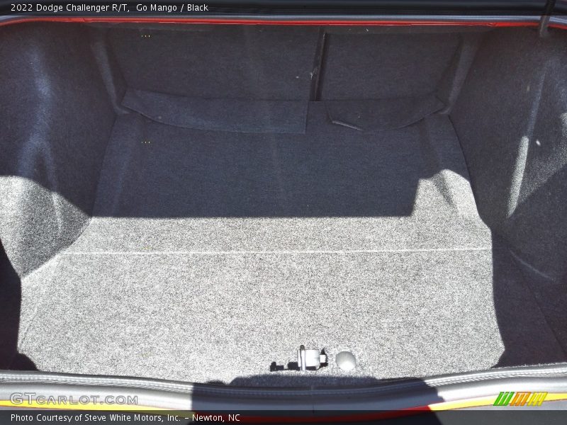 Go Mango / Black 2022 Dodge Challenger R/T