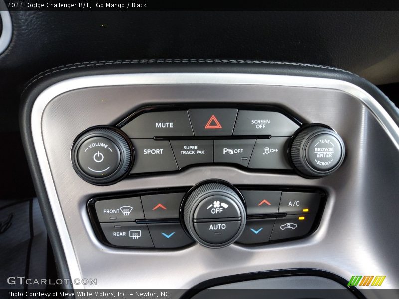 Go Mango / Black 2022 Dodge Challenger R/T