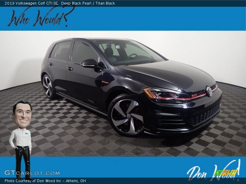 Deep Black Pearl / Titan Black 2019 Volkswagen Golf GTI SE