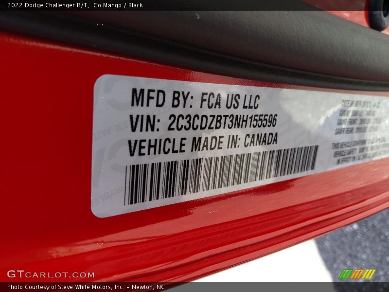 Go Mango / Black 2022 Dodge Challenger R/T