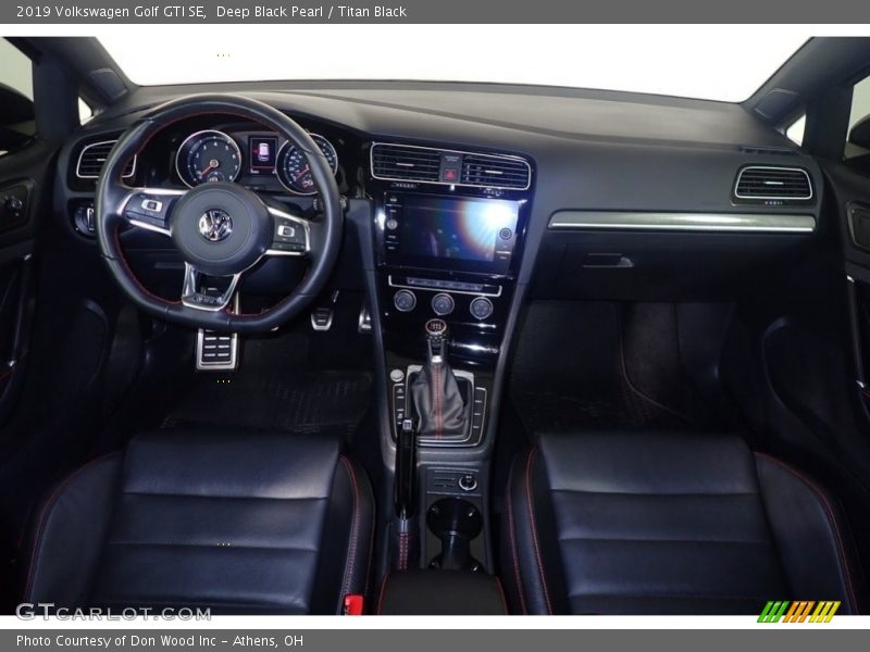 Deep Black Pearl / Titan Black 2019 Volkswagen Golf GTI SE