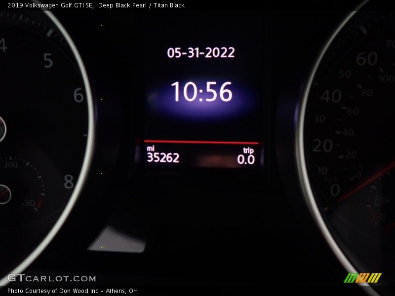 Deep Black Pearl / Titan Black 2019 Volkswagen Golf GTI SE