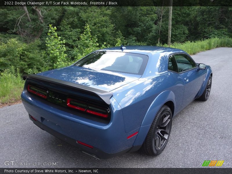 Frostbite / Black 2022 Dodge Challenger R/T Scat Pack Widebody