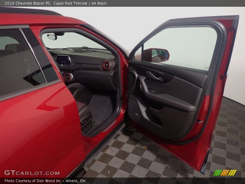 Cajun Red Tintcoat / Jet Black 2019 Chevrolet Blazer RS
