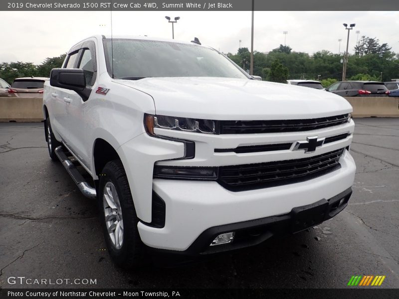 Summit White / Jet Black 2019 Chevrolet Silverado 1500 RST Crew Cab 4WD