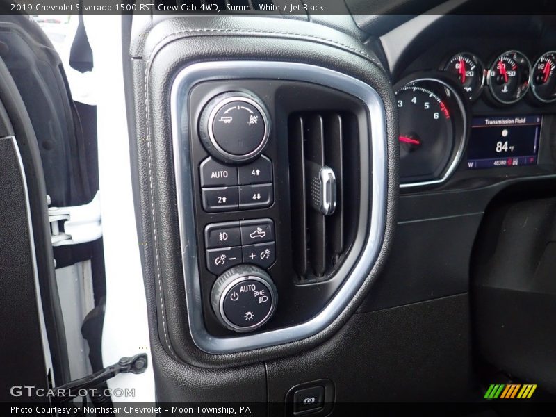 Summit White / Jet Black 2019 Chevrolet Silverado 1500 RST Crew Cab 4WD