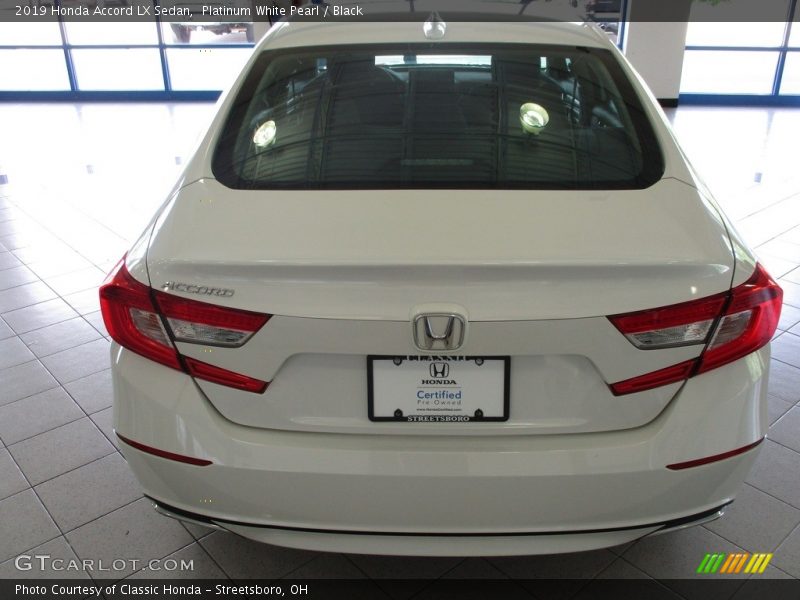 Platinum White Pearl / Black 2019 Honda Accord LX Sedan