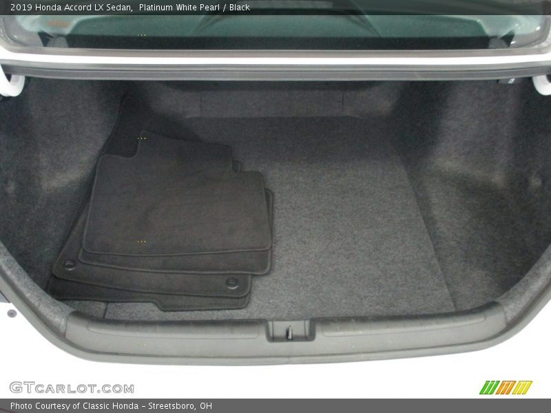 Platinum White Pearl / Black 2019 Honda Accord LX Sedan
