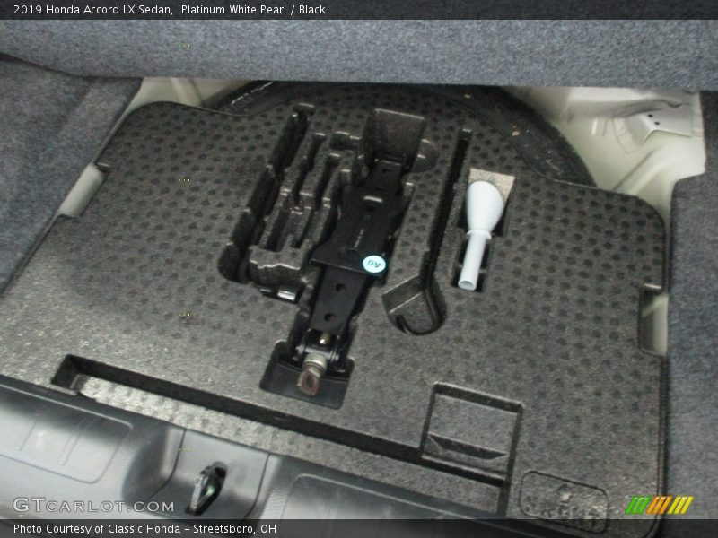 Platinum White Pearl / Black 2019 Honda Accord LX Sedan