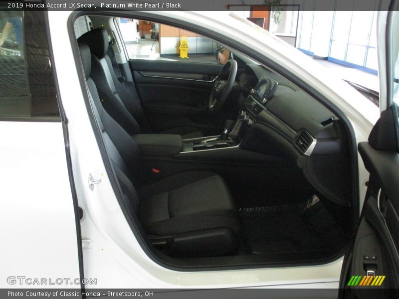 Platinum White Pearl / Black 2019 Honda Accord LX Sedan