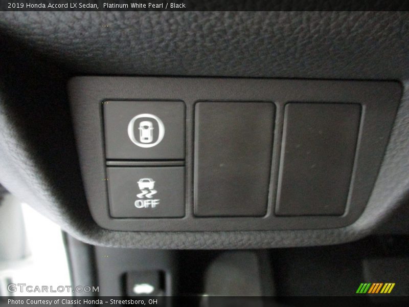 Platinum White Pearl / Black 2019 Honda Accord LX Sedan