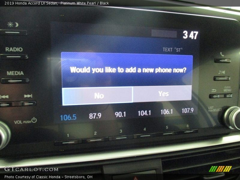 Platinum White Pearl / Black 2019 Honda Accord LX Sedan