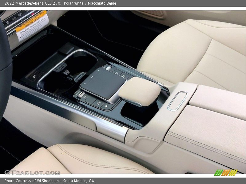 Polar White / Macchiato Beige 2022 Mercedes-Benz GLB 250