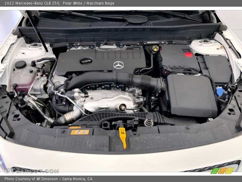 Polar White / Macchiato Beige 2022 Mercedes-Benz GLB 250