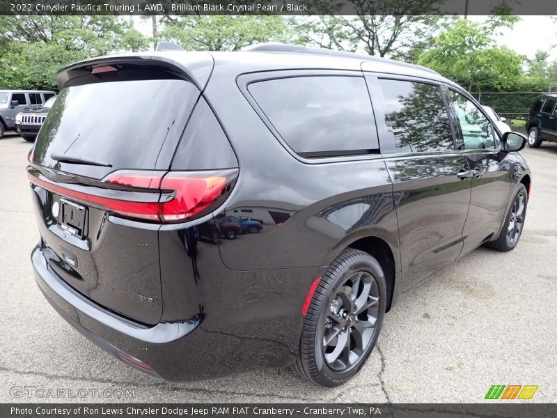 Brilliant Black Crystal Pearl / Black 2022 Chrysler Pacifica Touring L AWD