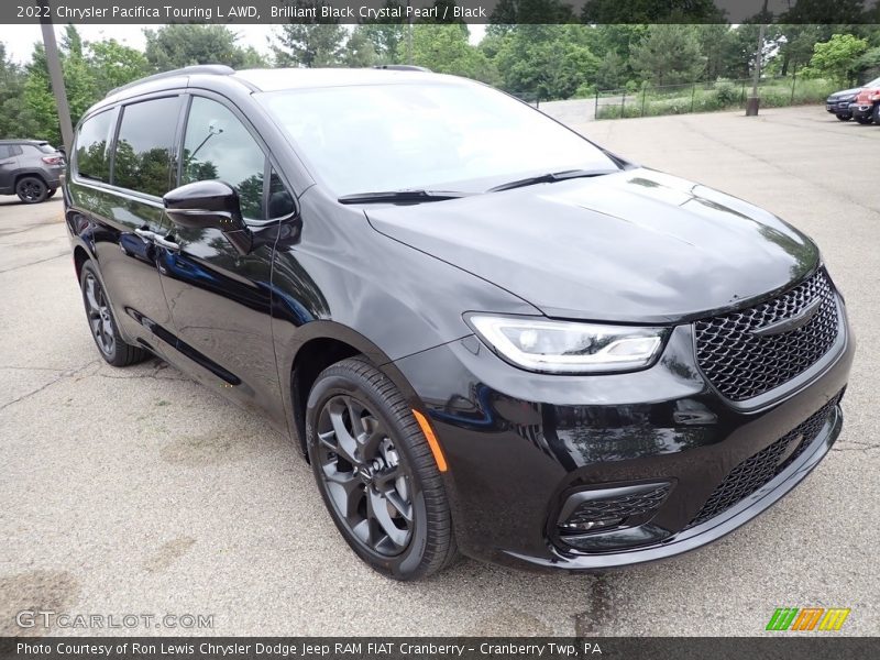 Brilliant Black Crystal Pearl / Black 2022 Chrysler Pacifica Touring L AWD
