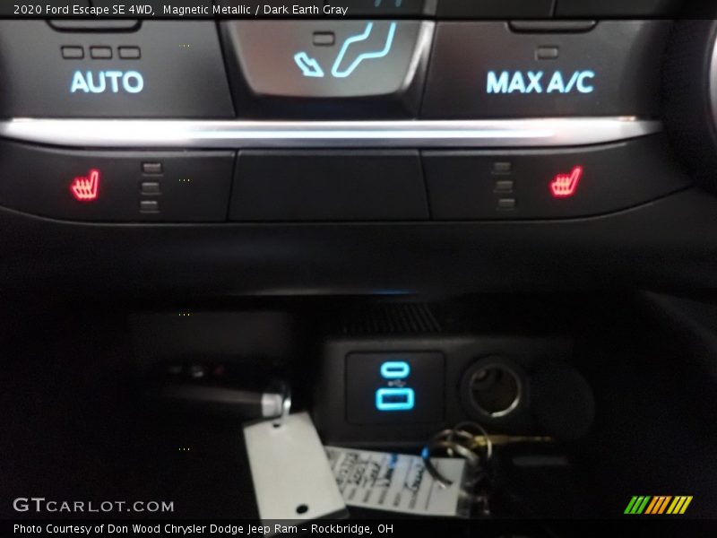 Magnetic Metallic / Dark Earth Gray 2020 Ford Escape SE 4WD