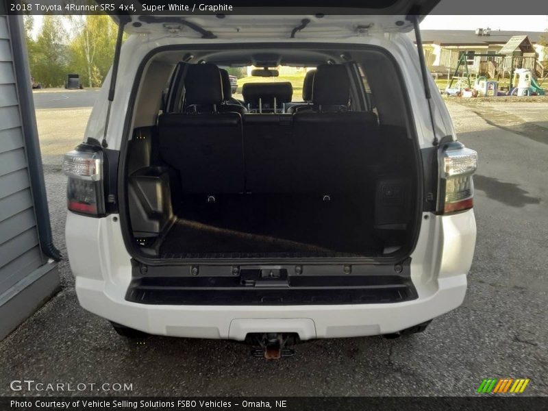 Super White / Graphite 2018 Toyota 4Runner SR5 4x4