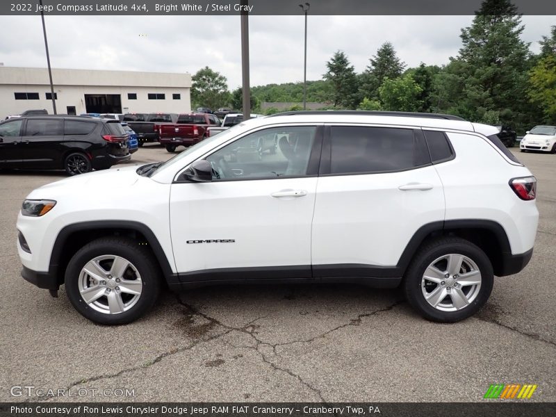 Bright White / Steel Gray 2022 Jeep Compass Latitude 4x4