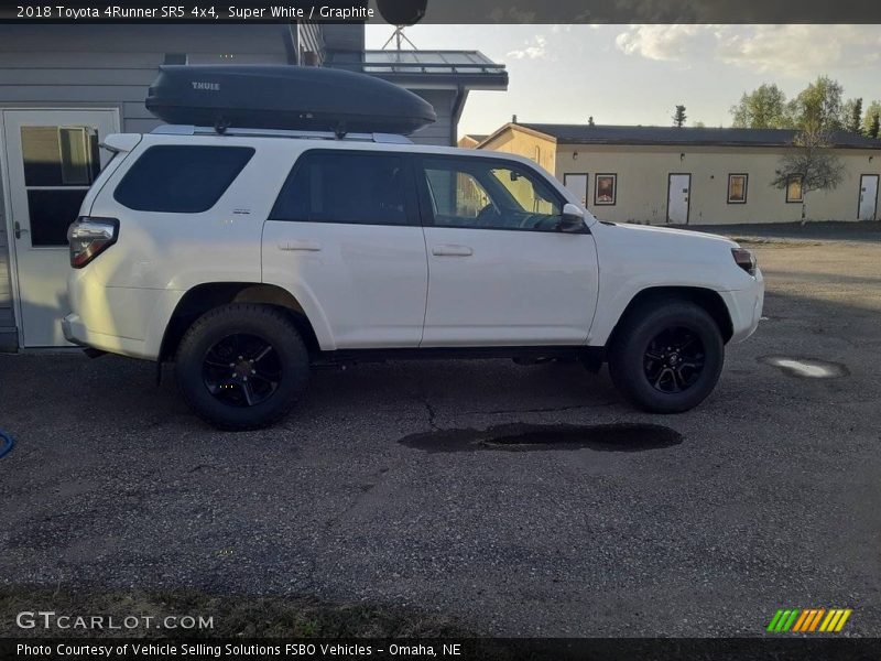 Super White / Graphite 2018 Toyota 4Runner SR5 4x4