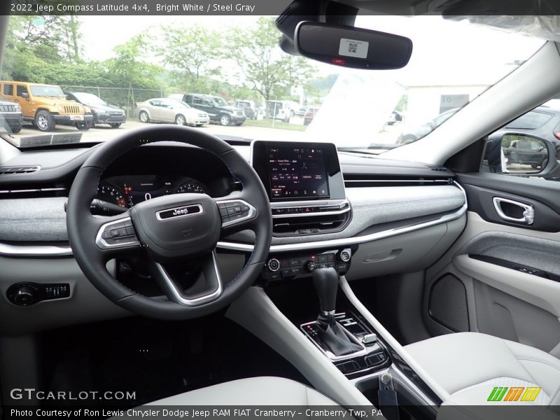 Bright White / Steel Gray 2022 Jeep Compass Latitude 4x4