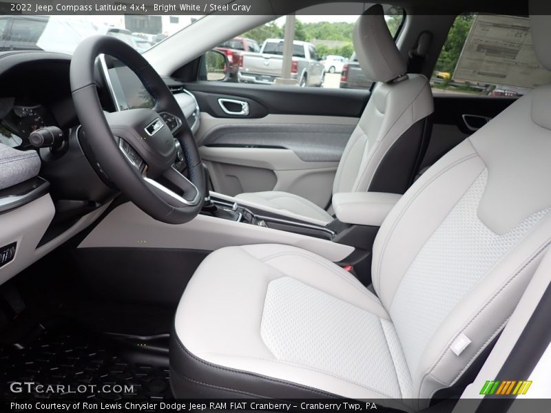 Bright White / Steel Gray 2022 Jeep Compass Latitude 4x4