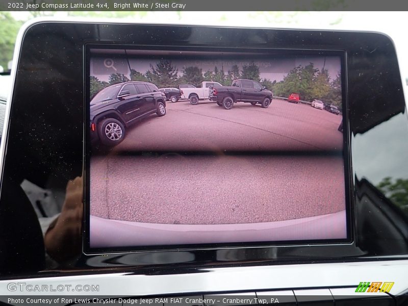 Bright White / Steel Gray 2022 Jeep Compass Latitude 4x4