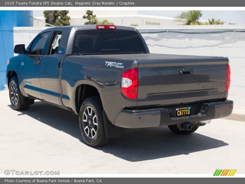 Magnetic Gray Metallic / Graphite 2016 Toyota Tundra SR5 Double Cab