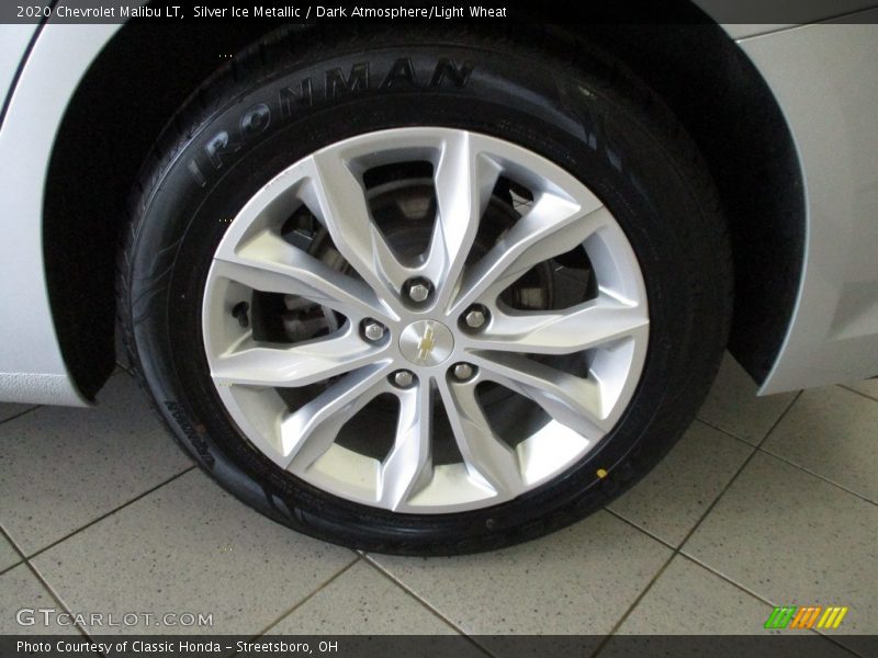 Silver Ice Metallic / Dark Atmosphere/Light Wheat 2020 Chevrolet Malibu LT