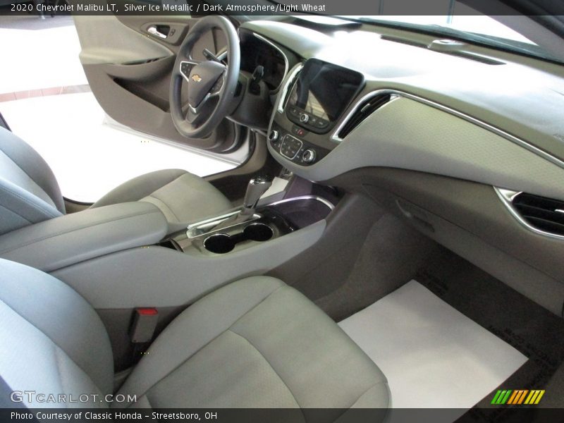 Silver Ice Metallic / Dark Atmosphere/Light Wheat 2020 Chevrolet Malibu LT