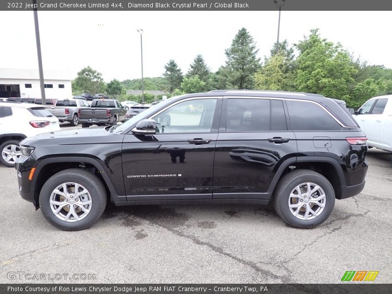 Diamond Black Crystal Pearl / Global Black 2022 Jeep Grand Cherokee Limited 4x4