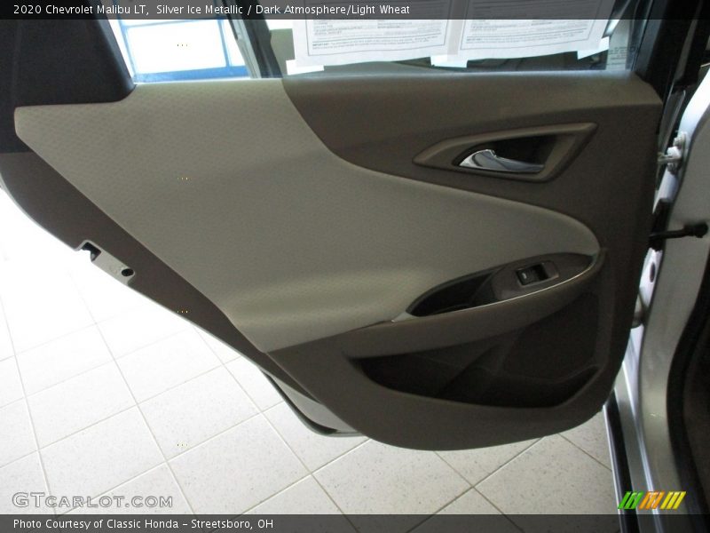 Silver Ice Metallic / Dark Atmosphere/Light Wheat 2020 Chevrolet Malibu LT