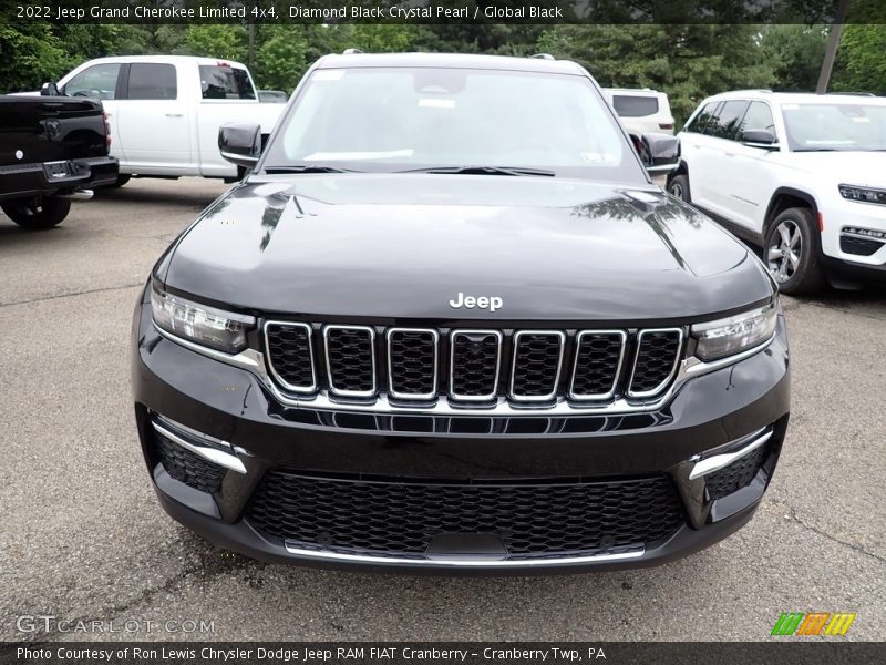Diamond Black Crystal Pearl / Global Black 2022 Jeep Grand Cherokee Limited 4x4